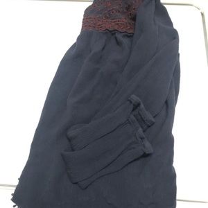 Flower embroidered shirt